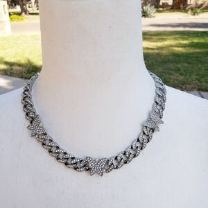 Rhinestone Butterfly Accents Collar Necklace